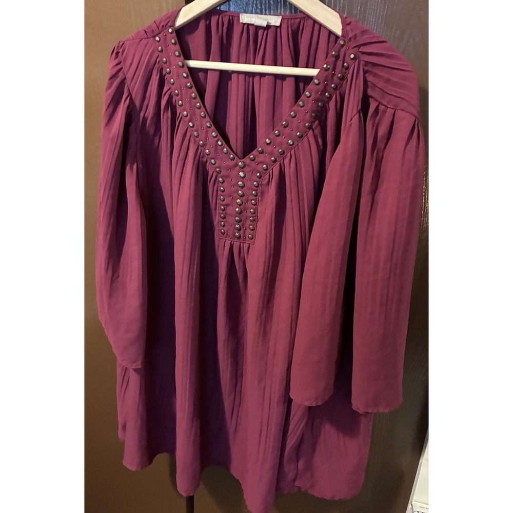 Woman Within Short Slv Wine Maroon V-Neck Top Sz 1X Studded Accents